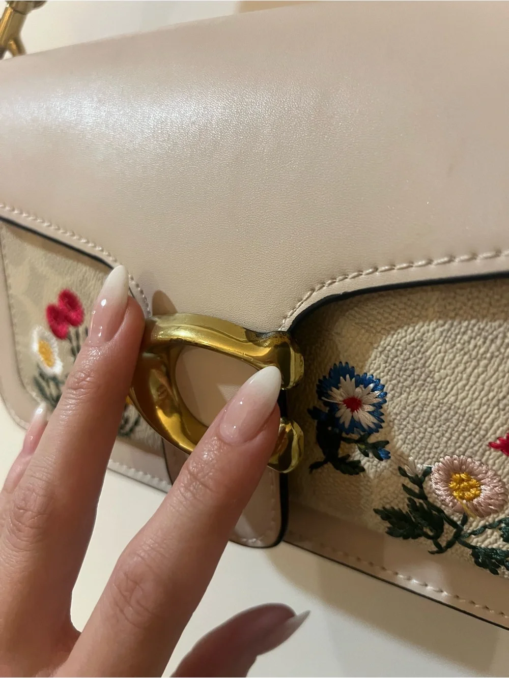 Coach shoulder bag
